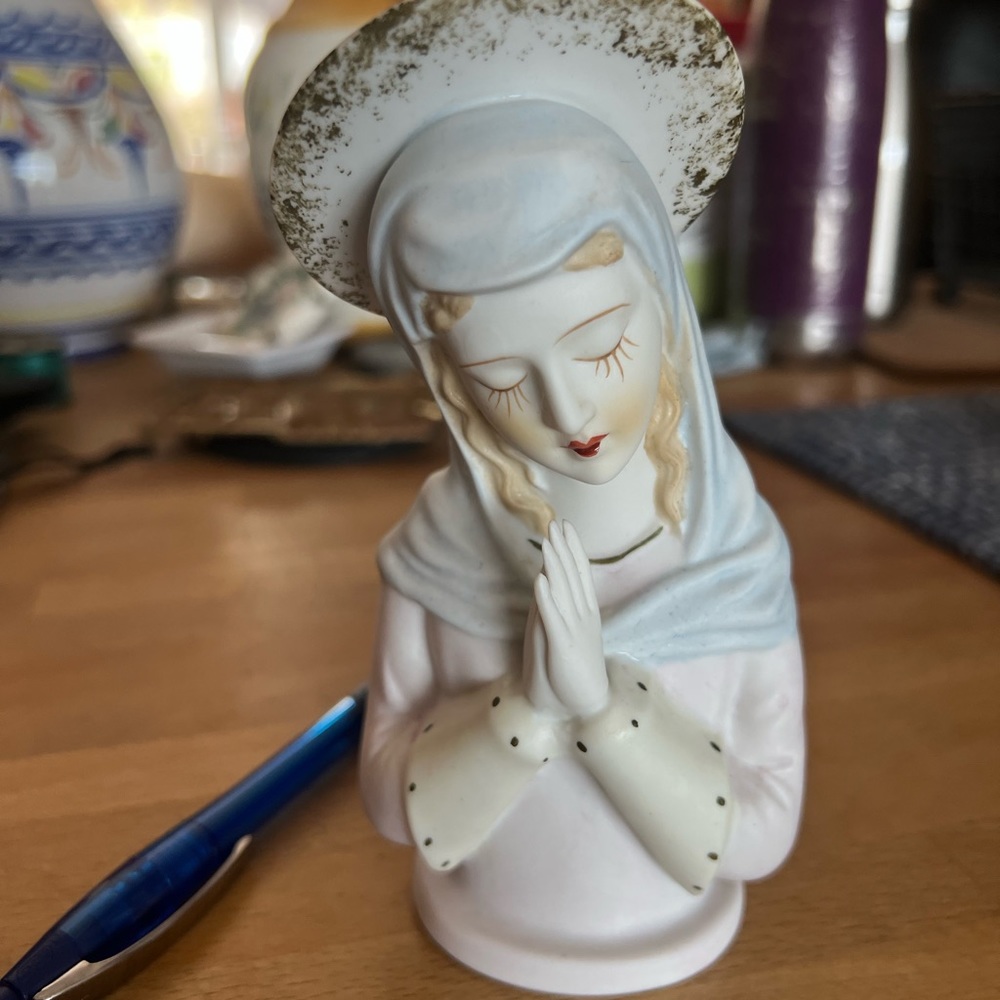 Vintage Madonna Lefton China Hand Painted figurine Virgin Mary
